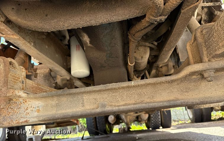 image for item EG8349 1995 International 2554 dump truck