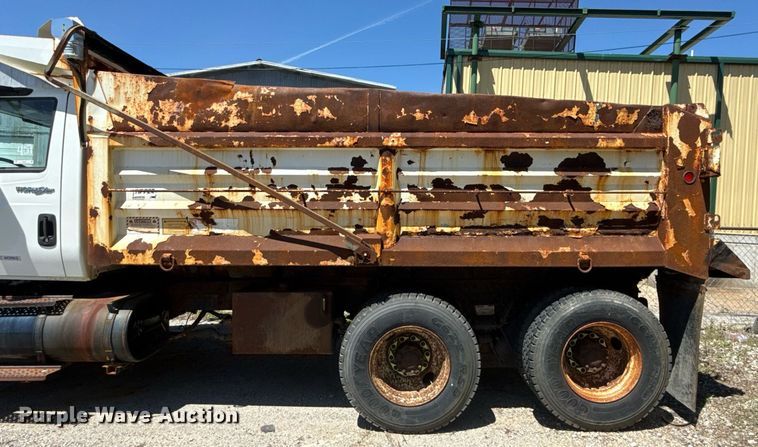 image for item EG8351 2008 International 7400 dump truck