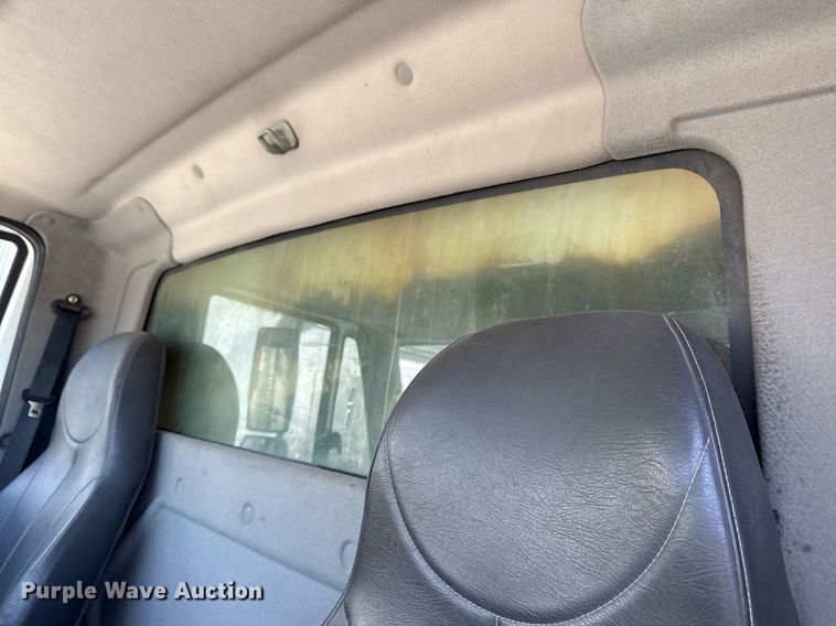 image for item EG8351 2008 International 7400 dump truck