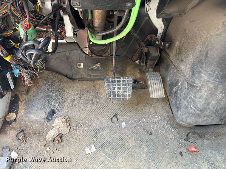 image for item EG8351 2008 International 7400 dump truck