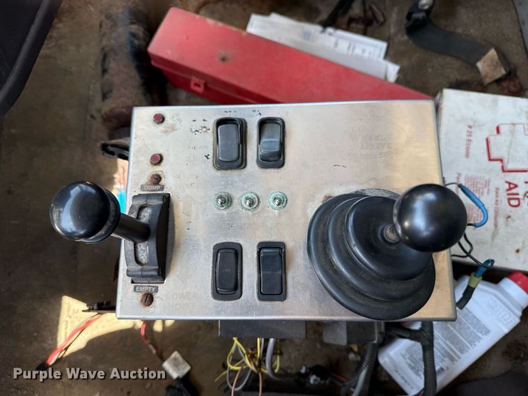 image for item EG8351 2008 International 7400 dump truck