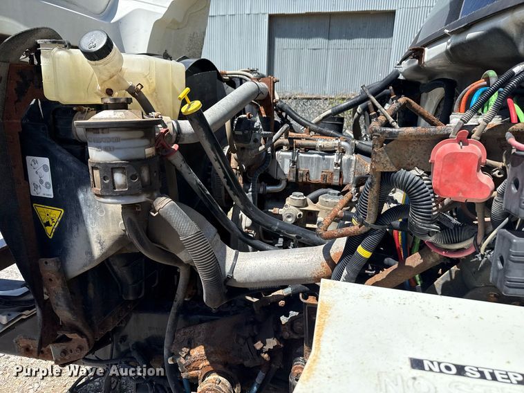 image for item EG8351 2008 International 7400 dump truck