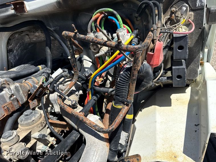 image for item EG8351 2008 International 7400 dump truck