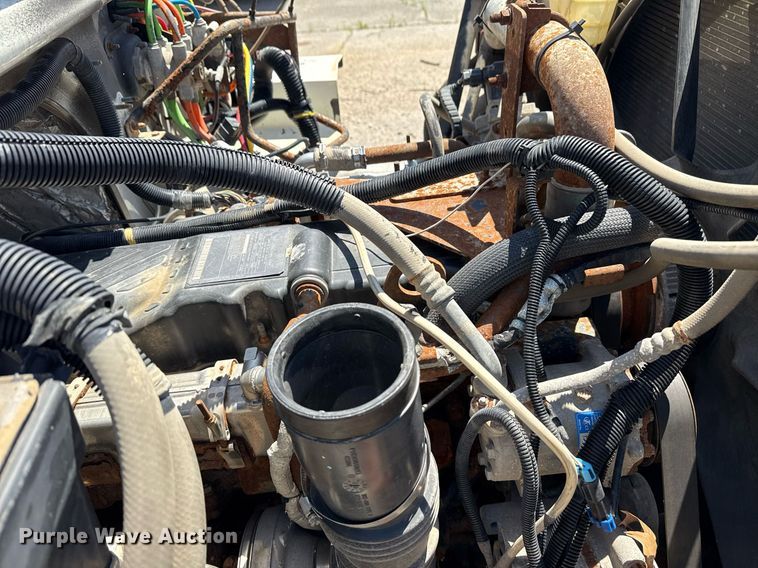 image for item EG8351 2008 International 7400 dump truck