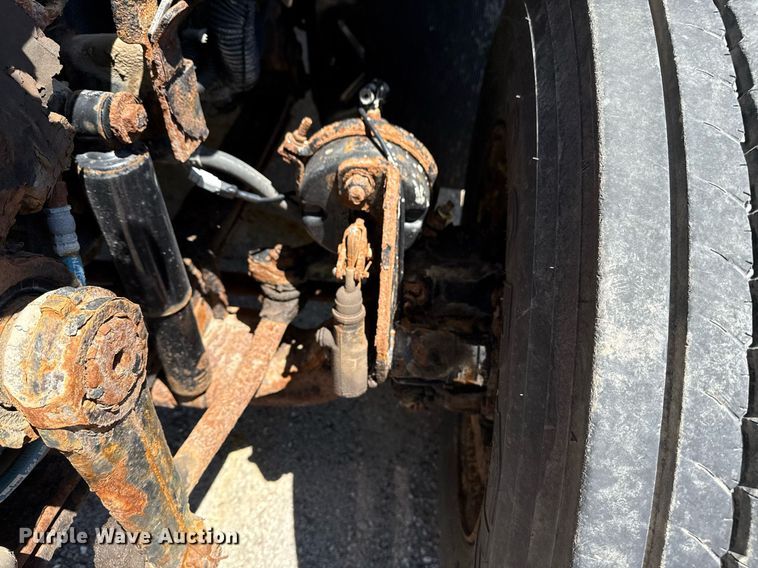 image for item EG8351 2008 International 7400 dump truck