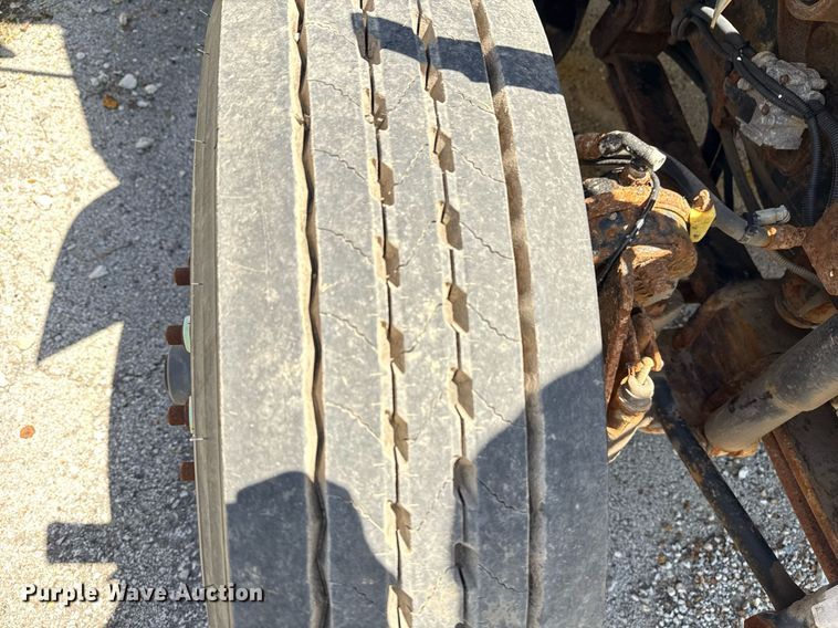 image for item EG8351 2008 International 7400 dump truck