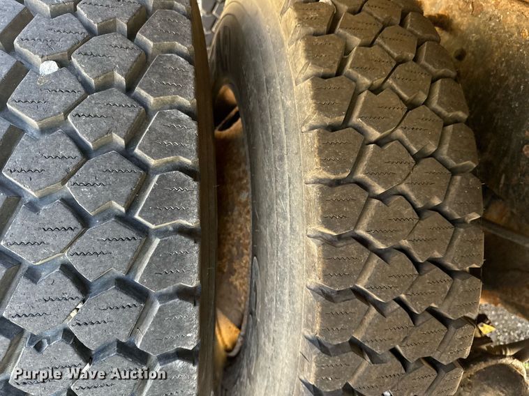 image for item EG8351 2008 International 7400 dump truck