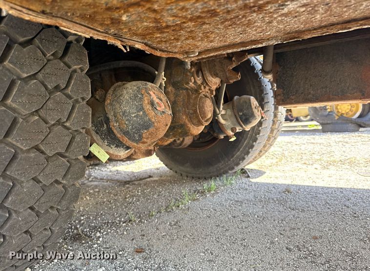 image for item EG8351 2008 International 7400 dump truck