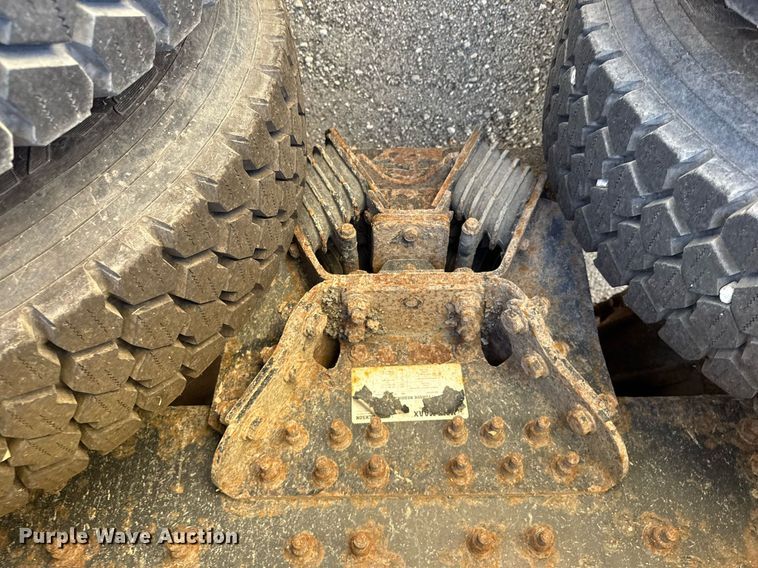 image for item EG8351 2008 International 7400 dump truck