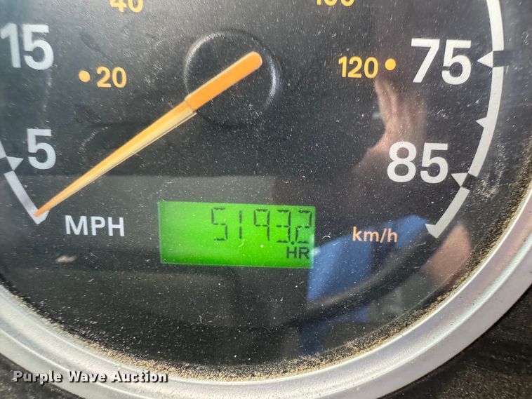 image for item EG8352 2005 Sterling L8500 dump truck