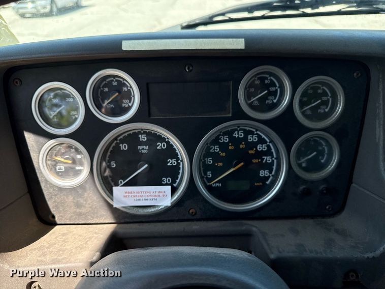 image for item EG8352 2005 Sterling L8500 dump truck