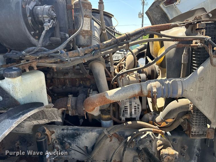 image for item EG8352 2005 Sterling L8500 dump truck