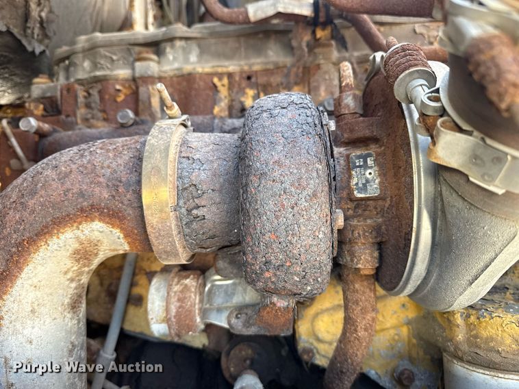 image for item EG8352 2005 Sterling L8500 dump truck