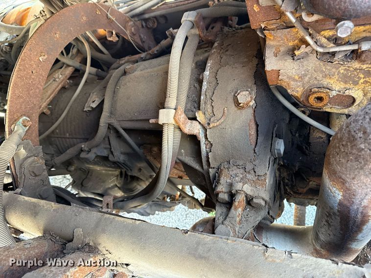 image for item EG8352 2005 Sterling L8500 dump truck