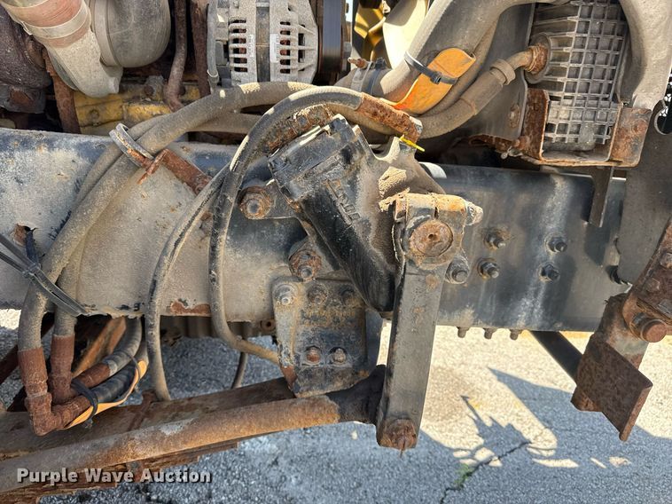 image for item EG8352 2005 Sterling L8500 dump truck