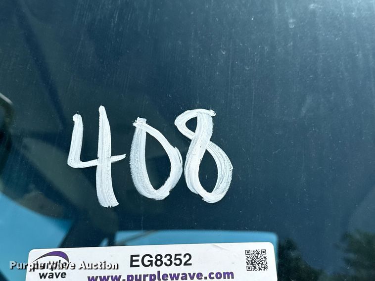 image for item EG8352 2005 Sterling L8500 dump truck