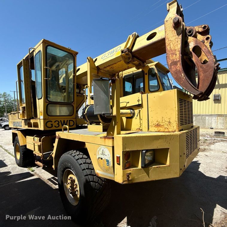 image for item EG8353 1996 Gradall G3WD wheeled excavator