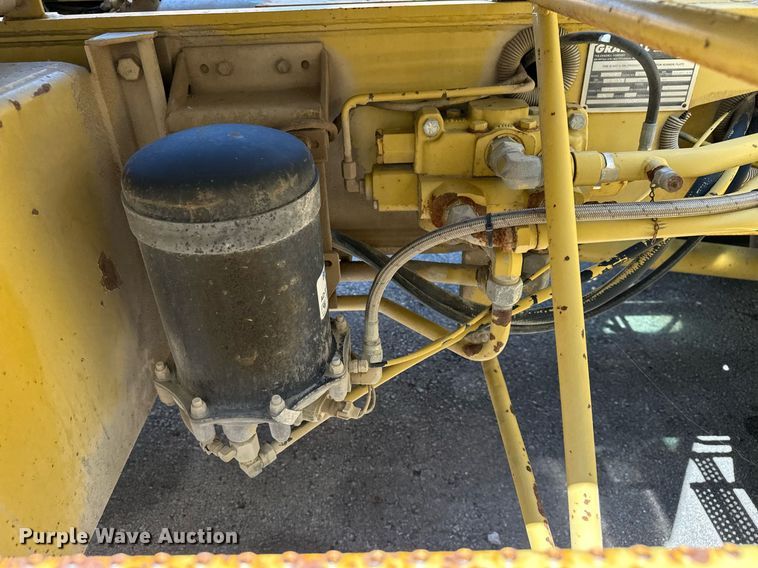 image for item EG8353 1996 Gradall G3WD wheeled excavator