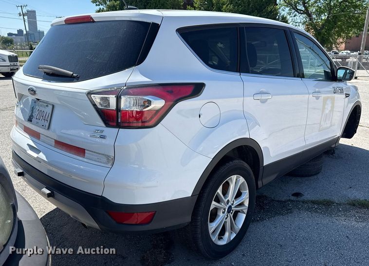 image for item EG8354 2017 Ford Escape SUV