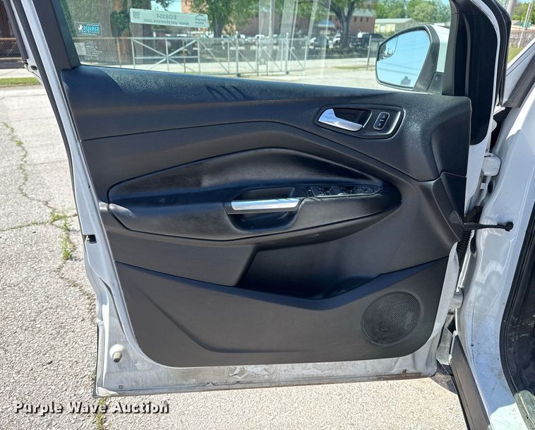 image for item EG8354 2017 Ford Escape SUV