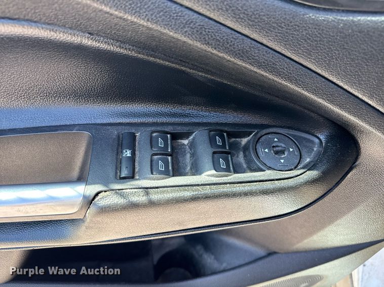 image for item EG8354 2017 Ford Escape SUV