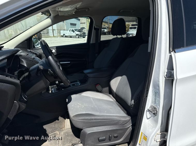 image for item EG8354 2017 Ford Escape SUV