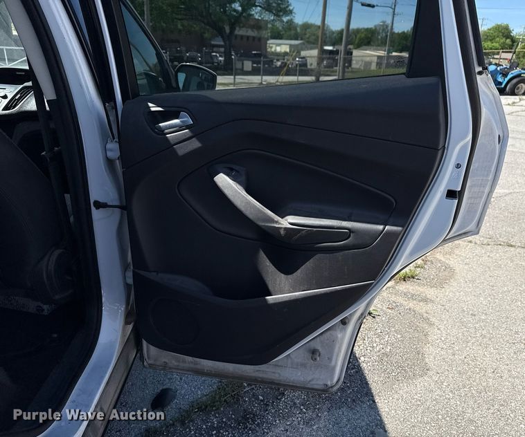 image for item EG8354 2017 Ford Escape SUV