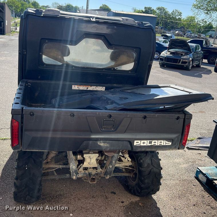 image for item EG8356 2011 Polaris Ranger 800 utility vehicle