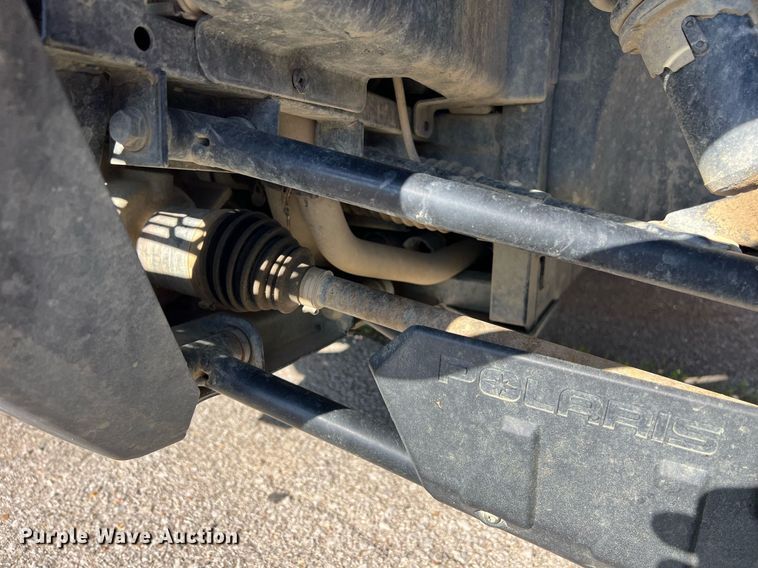 image for item EG8356 2011 Polaris Ranger 800 utility vehicle