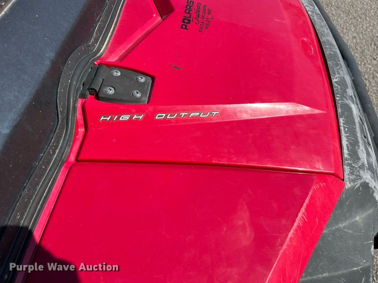 image for item EG8356 2011 Polaris Ranger 800 utility vehicle