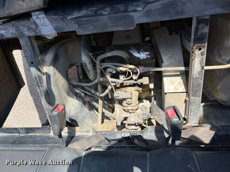 image for item EG8356 2011 Polaris Ranger 800 utility vehicle