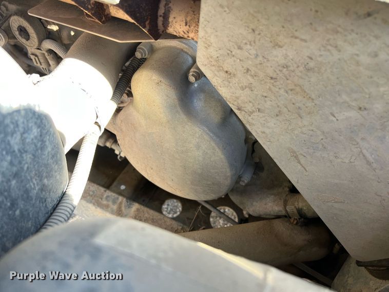 image for item EG8356 2011 Polaris Ranger 800 utility vehicle