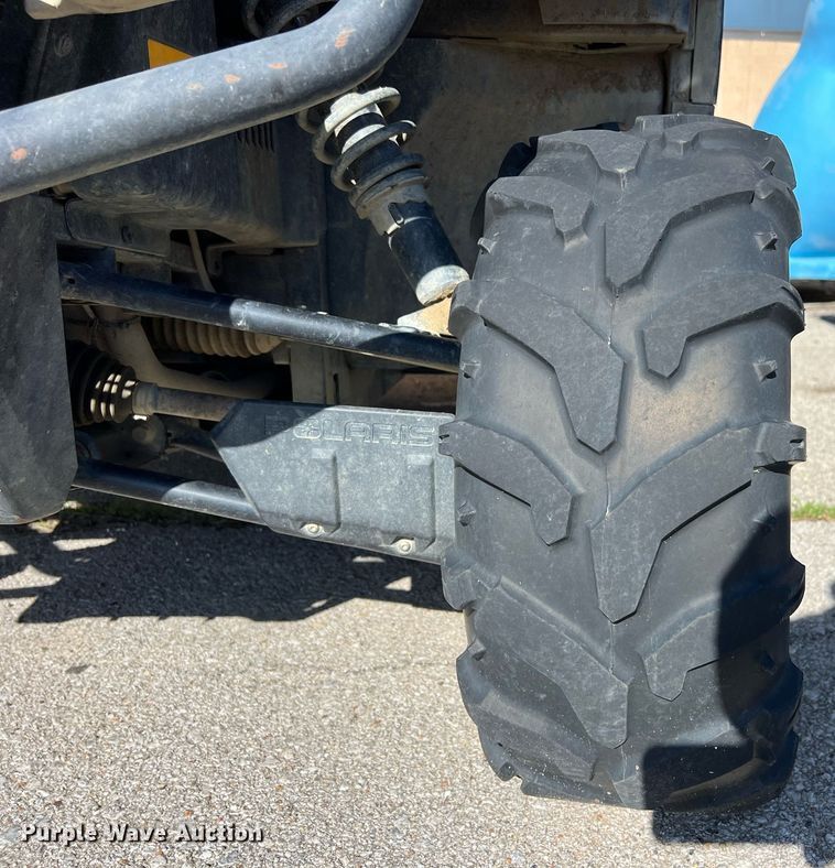 image for item EG8356 2011 Polaris Ranger 800 utility vehicle