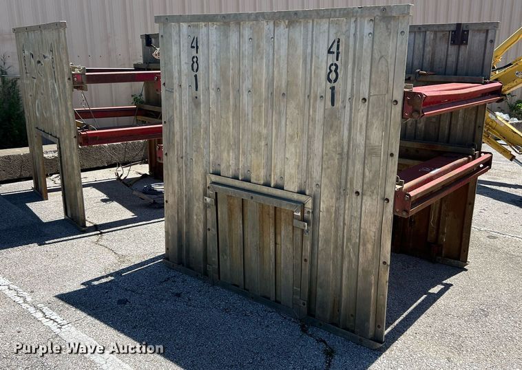 image for item EG8359 (2) Speed Shore 6x6-R-SS trench boxes