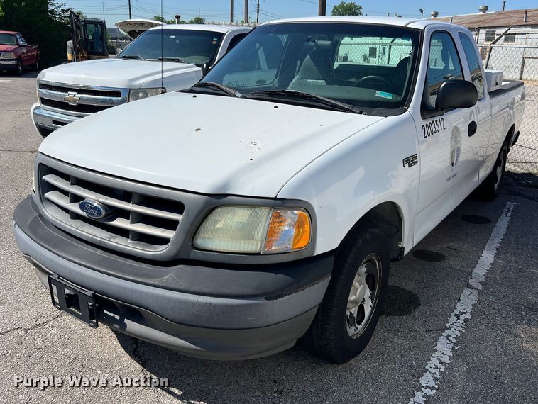 image for item EG8360 2003 Ford F150 SuperCab pickup truck