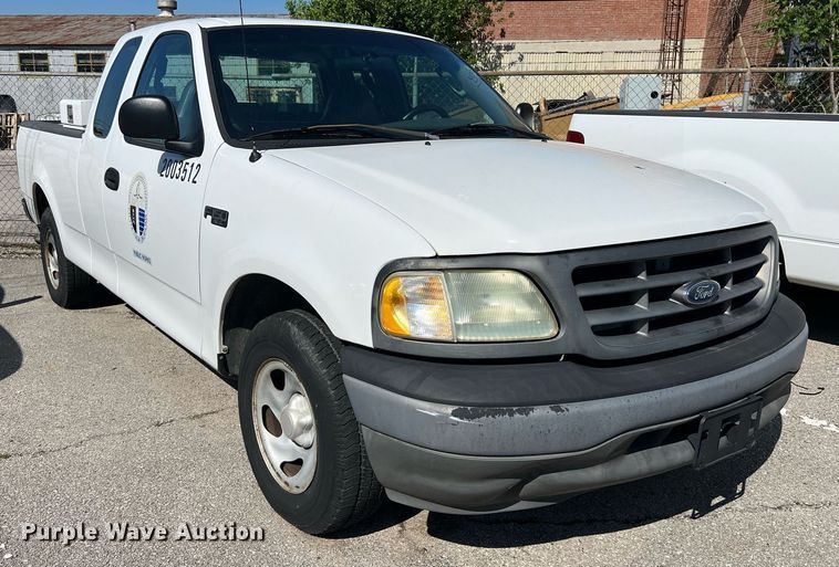 image for item EG8360 2003 Ford F150 SuperCab pickup truck