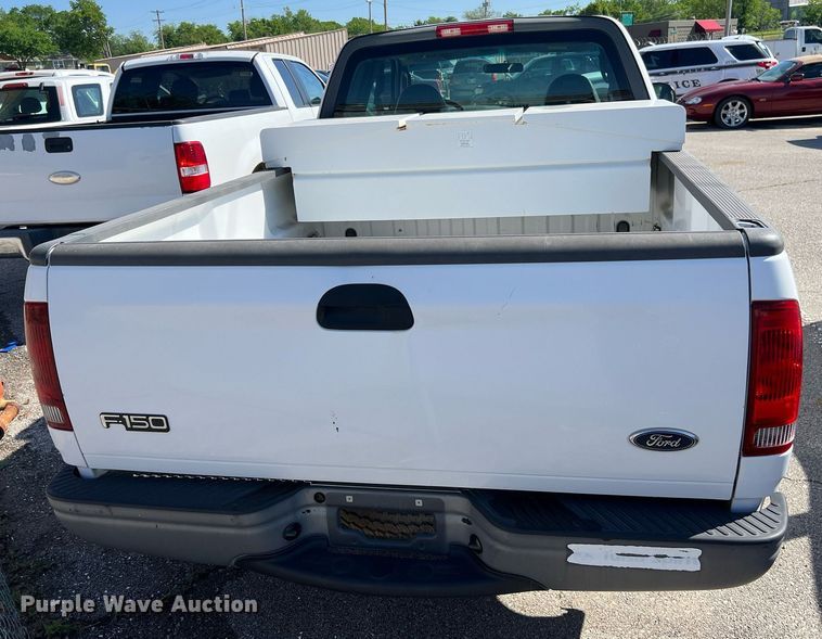 image for item EG8360 2003 Ford F150 SuperCab pickup truck