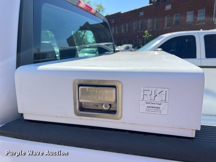 image for item EG8360 2003 Ford F150 SuperCab pickup truck