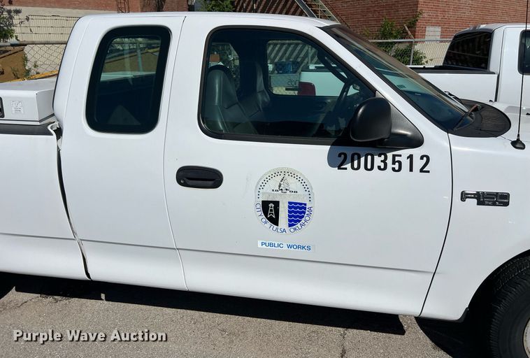 image for item EG8360 2003 Ford F150 SuperCab pickup truck