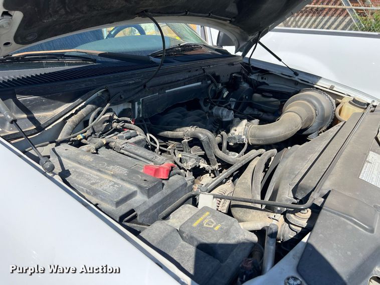 image for item EG8360 2003 Ford F150 SuperCab pickup truck