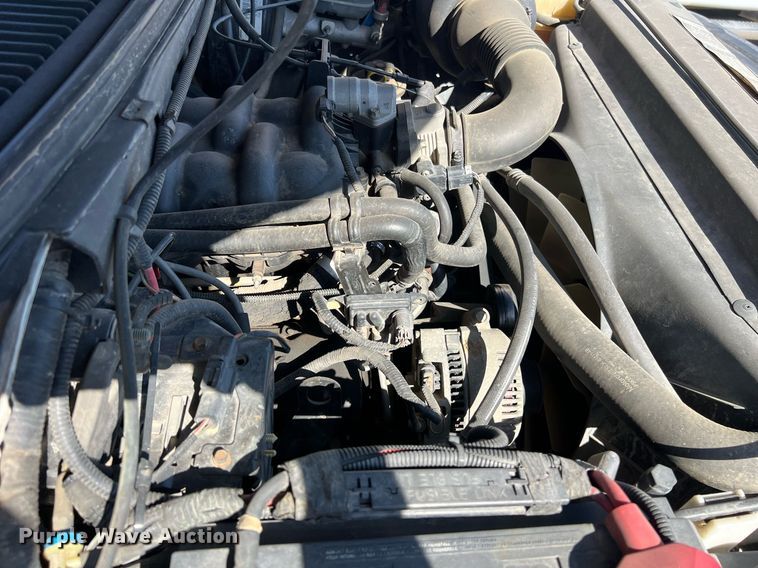 image for item EG8360 2003 Ford F150 SuperCab pickup truck