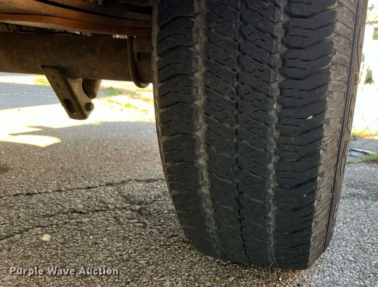 image for item EG8360 2003 Ford F150 SuperCab pickup truck