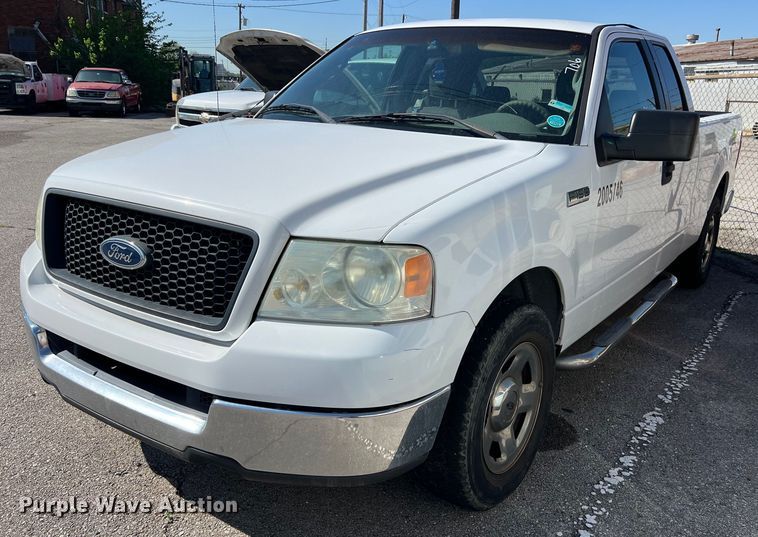 image for item EG8361 2005 Ford F150 SuperCab pickup truck