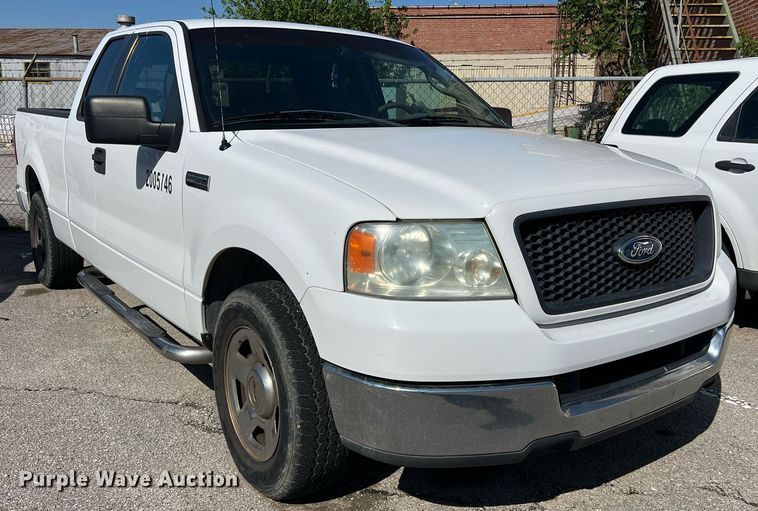 image for item EG8361 2005 Ford F150 SuperCab pickup truck
