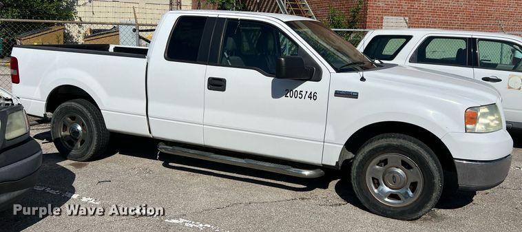 image for item EG8361 2005 Ford F150 SuperCab pickup truck