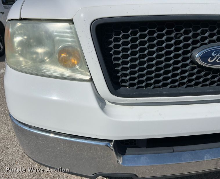 image for item EG8361 2005 Ford F150 SuperCab pickup truck