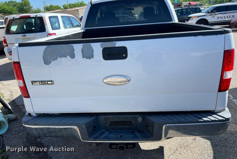 image for item EG8361 2005 Ford F150 SuperCab pickup truck