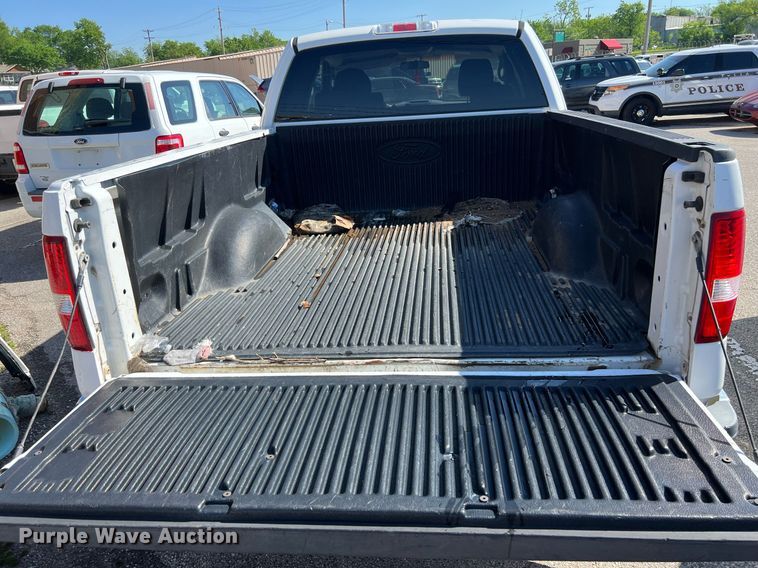 image for item EG8361 2005 Ford F150 SuperCab pickup truck