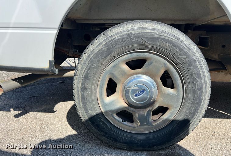 image for item EG8361 2005 Ford F150 SuperCab pickup truck