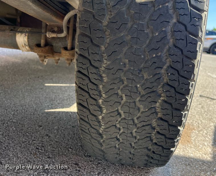 image for item EG8361 2005 Ford F150 SuperCab pickup truck